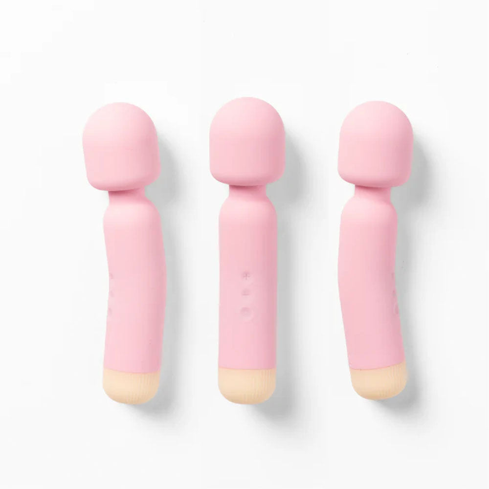 Girls Get Off - Wanda - 16.8 cm USB Rechargeable Massage Wand