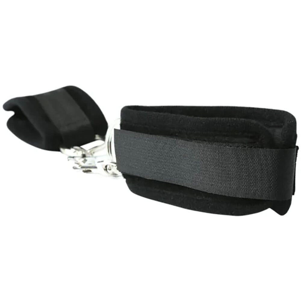 Sex & Mischief Beginner's Handcuffs