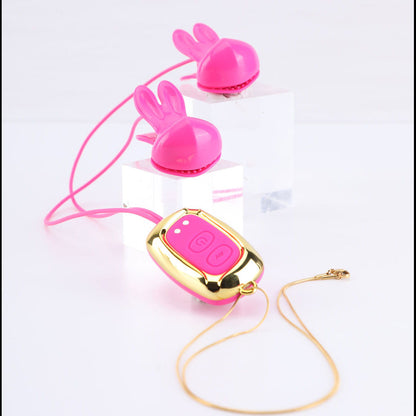 Maia MOLLI -  -  USB Rechargeable Vibrating Nipple Clamps & Necklace