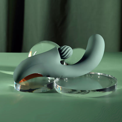 Evolved SPIRAL CHARM -  18 cm USB Rechargeable Rabbit Vibrator